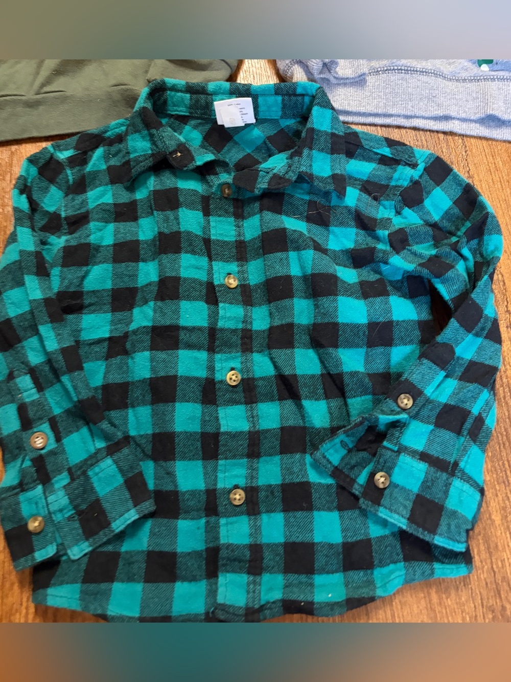 Three Shirts - Picture 2 of 7